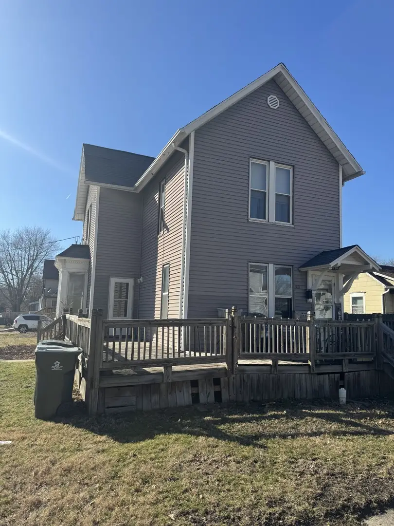 212 E 10th Street, Sterling, IL 61081 - #2