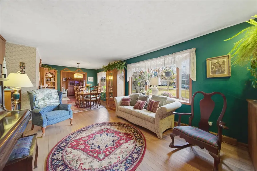 330 N Ferndale Avenue, Elmhurst, IL 60126 - #3