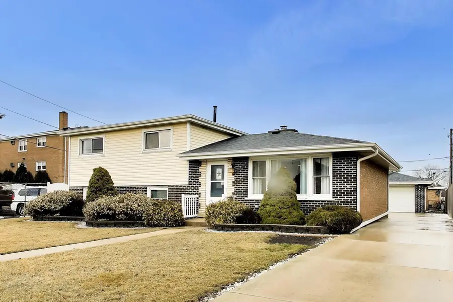 7944 W 82nd Street, Bridgeview, IL 60455 - #2