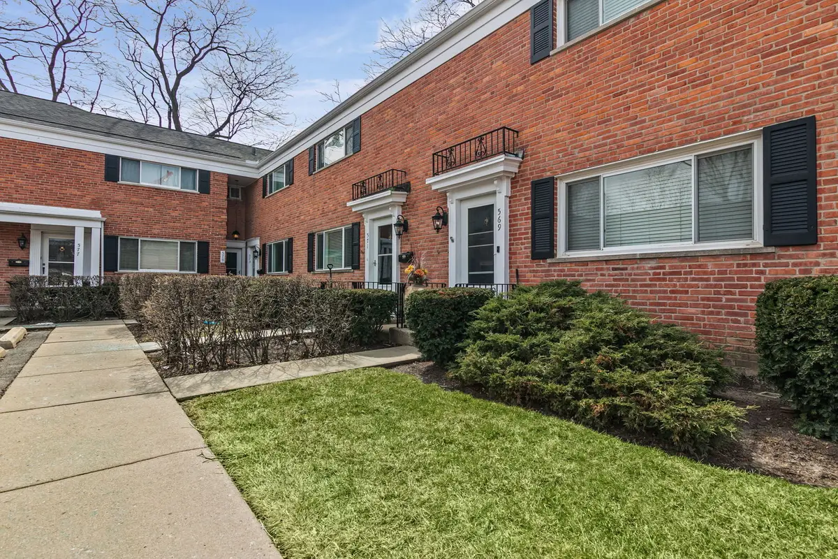 573 Shorely Drive, Barrington, IL 60010 - #1