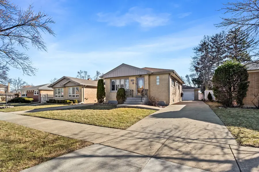 8653 N Merrill Street, Niles, IL 60714 - #2