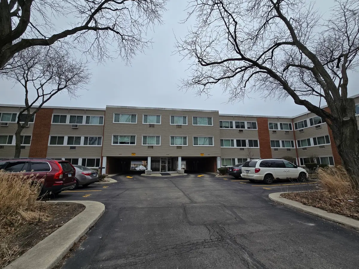 1139 Leavitt Avenue #203, Flossmoor, IL 60422 - #1