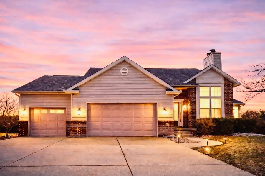 15 Greythorne Circle, Bloomington, IL 61704 - #2