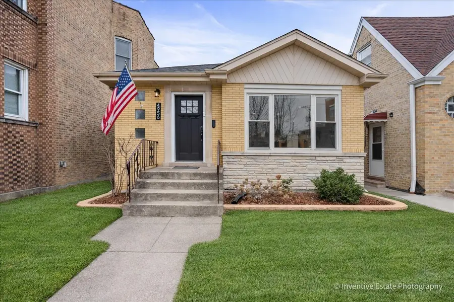 4956 N Menard Avenue, Chicago, IL 60630 - #3