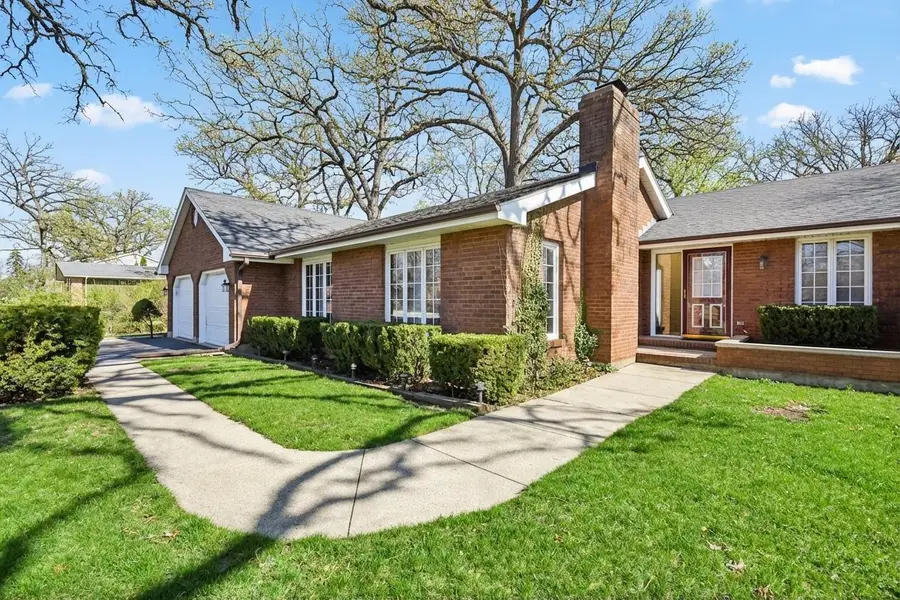 9N827 Beckman Trail, Elgin, IL 60124 - #2