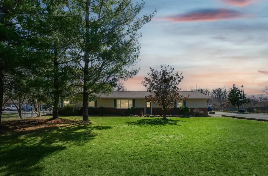 3207 E Airport Road, Urbana, IL 61802 - #2