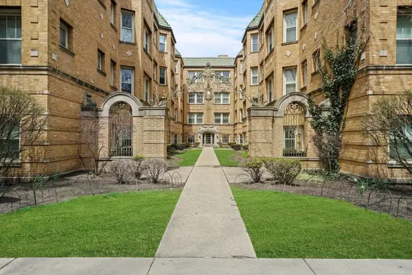 854 Washington Boulevard #1, Oak Park, IL 60302