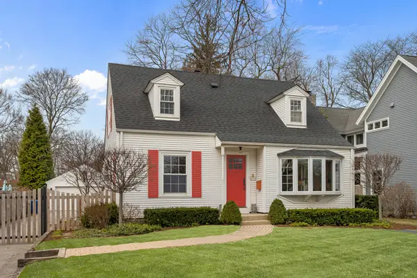 1213 Dartmouth Street, Wilmette, IL 60091