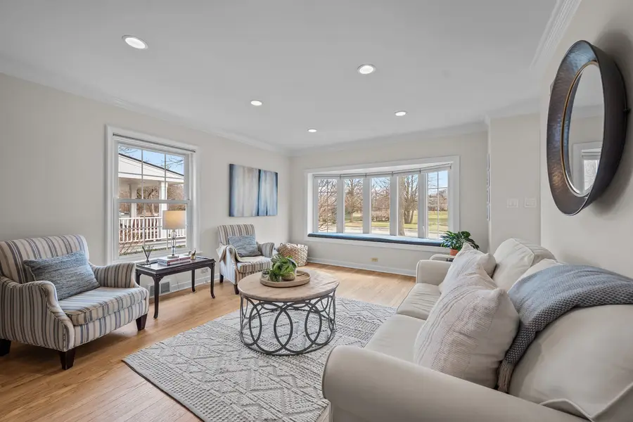 1213 Dartmouth Street, Wilmette, IL 60091 - #2