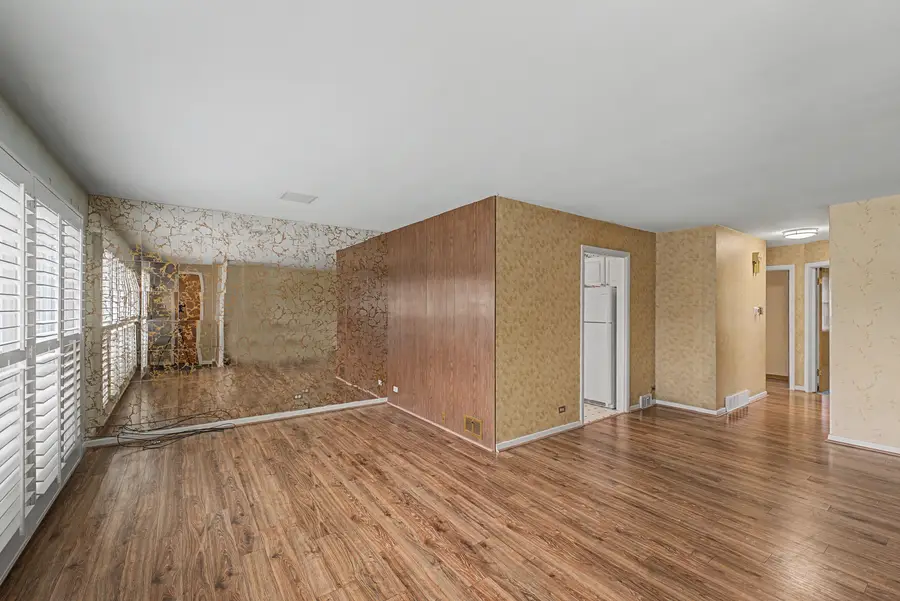 408 S Albert Street, Mount Prospect, IL 60056 - #3