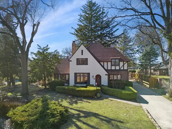 716 Terrace Drive, Clinton, IA 52732