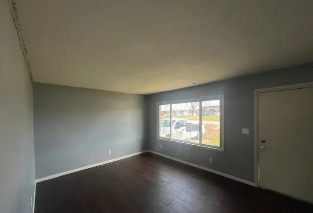 3915 N Neely Avenue, Decatur, IL 62526 - #2