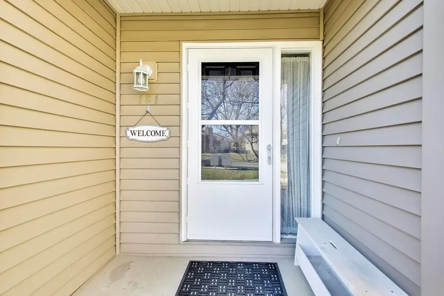 181 W Fabish Drive, Buffalo Grove, IL 60089 - #3