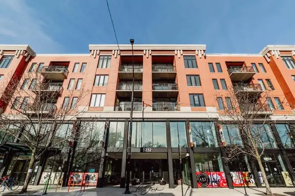 3232 N Halsted Street #D707, Chicago, IL 60657