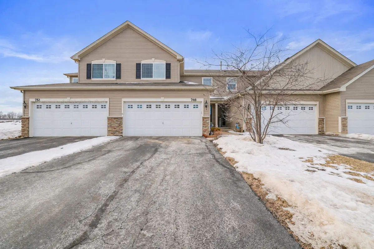 748 Florence Street, Hampshire, IL 60140 - #1