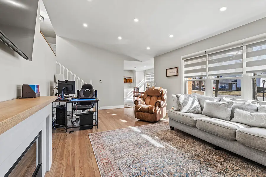 Address Withheld By Seller, Oak Lawn, IL 60453 - #3