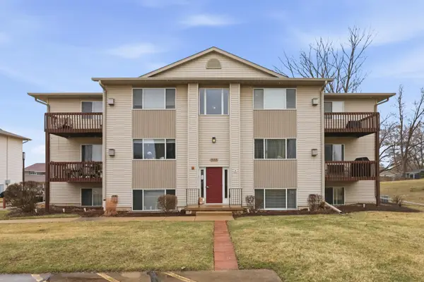 4188 Fairview Drive #2, Bettendorf, IA 52722