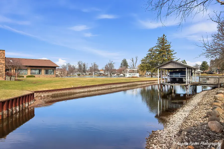 3114 Riverstream Drive, McHenry, IL 60050 - #3