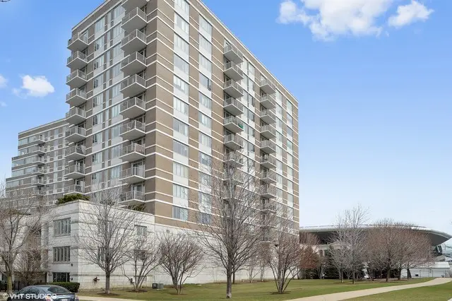 Address Withheld By Seller, Chicago, IL 60605 - #2