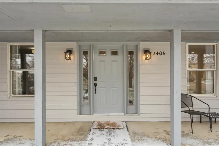 2406 Cherry Hills Drive, Champaign, IL 61822 - #3