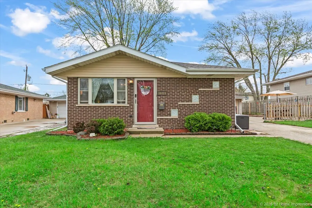 16419 Terry Lane, Oak Forest, IL 60452 - #1