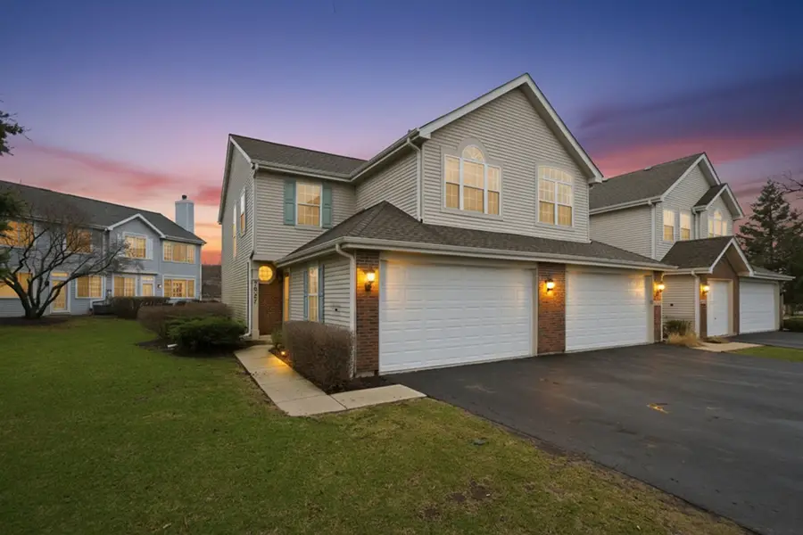 3027 Anton Drive, Aurora, IL 60504 - #2