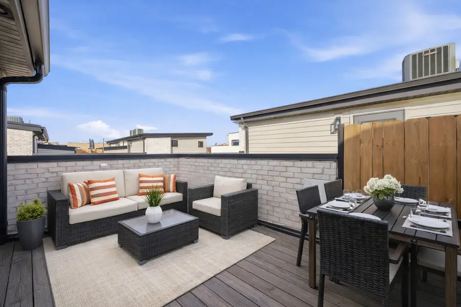 2245 N Rockwell Street #2, Chicago, IL 60647 - #2