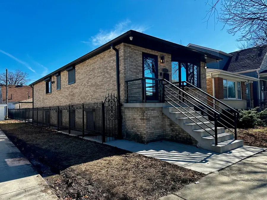 1325 Scoville Avenue, Berwyn, IL 60402 - #3