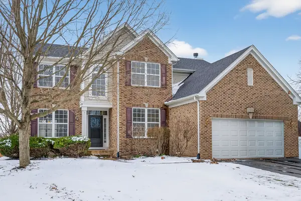 1590 Russell Drive, Hoffman Estates, IL 60192