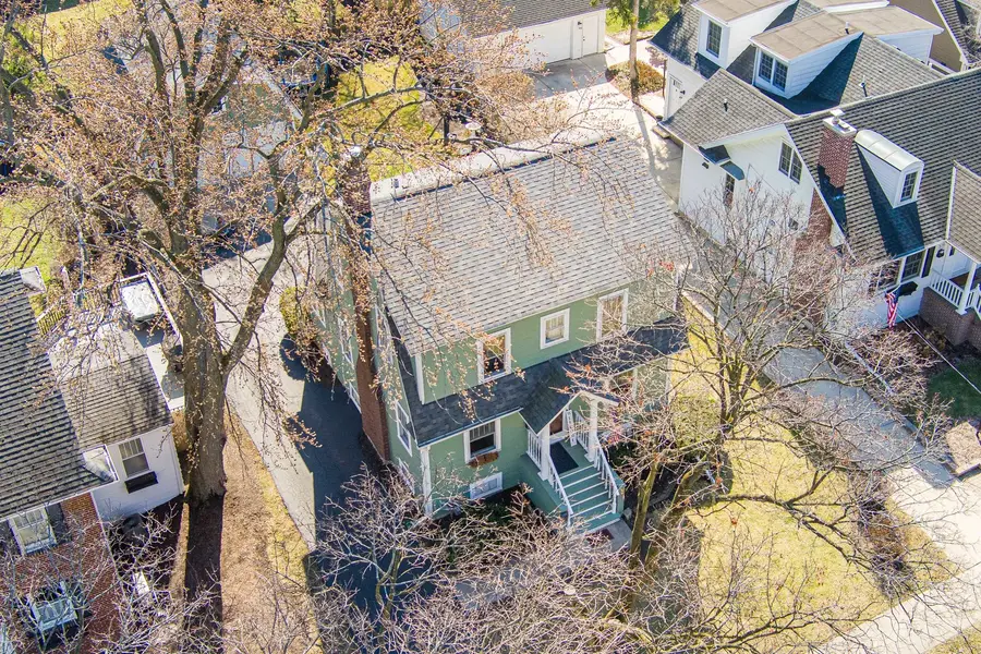 323 Hawthorne Boulevard, Glen Ellyn, IL 60137 - #3