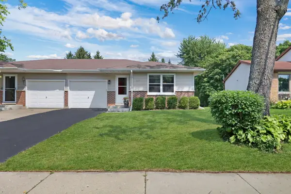 537 Lincoln Avenue, Grayslake, IL 60030