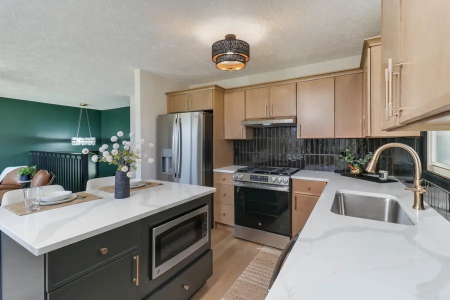 4 Carraway Court, Bloomington, IL 61704 - #3