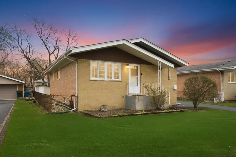 14325 Tripp Avenue, Midlothian, IL 60445 - #3