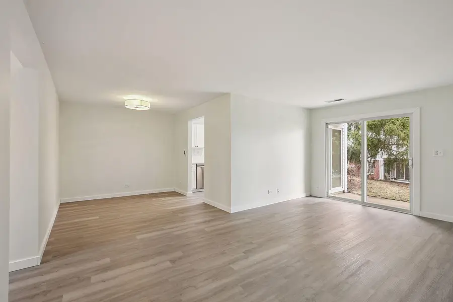 323 Sheffield Court #5, Roselle, IL 60172 - #3