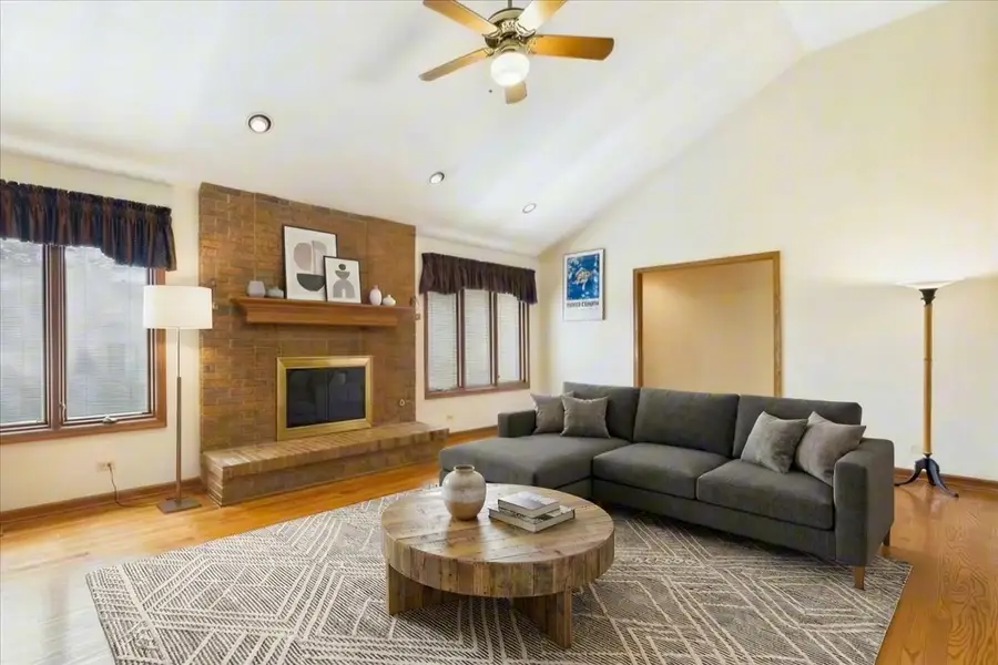 805 Furlong Drive, Libertyville, IL 60048 - #2