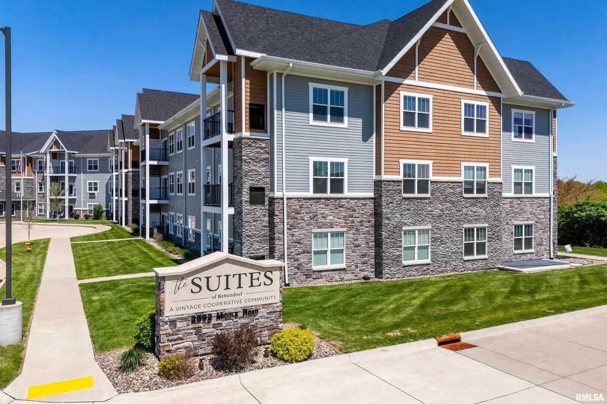 2592 Middle Road #206, Bettendorf, IA 52722 - #1