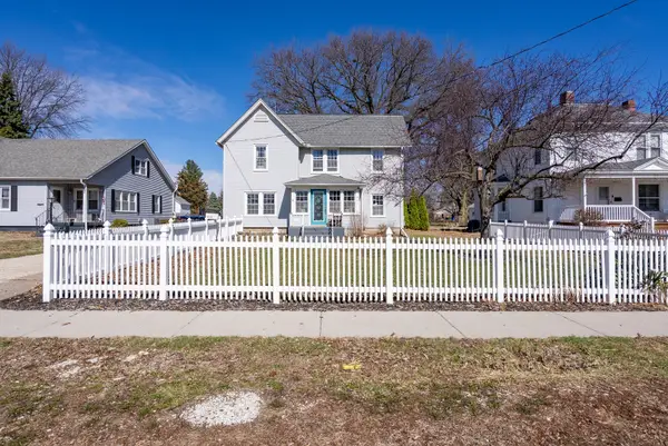 321 E Park Street, Geneseo, IL 61254