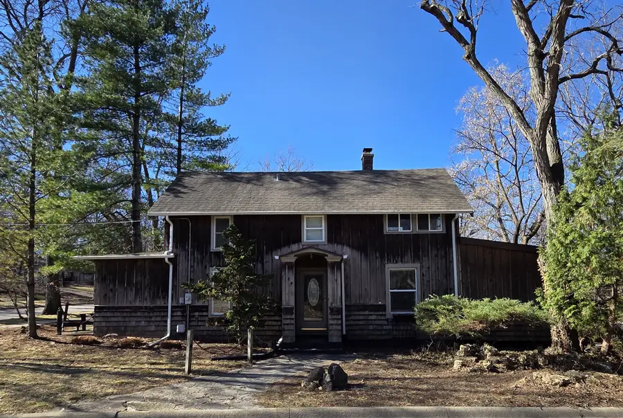 900 Ridgewood Road, Rockford, IL 61107 - #2