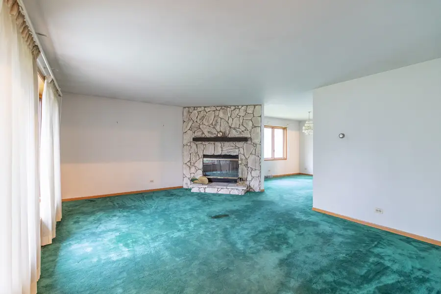 9901 W 57th Street, Countryside, IL 60525 - #3