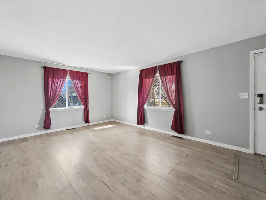 1431 Elizabeth Avenue, North Chicago, IL 60064 - #3