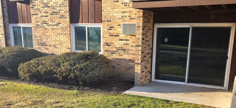 1045 Higgins Quarters Drive #4-101, Hoffman Estates, IL 60169 - #3