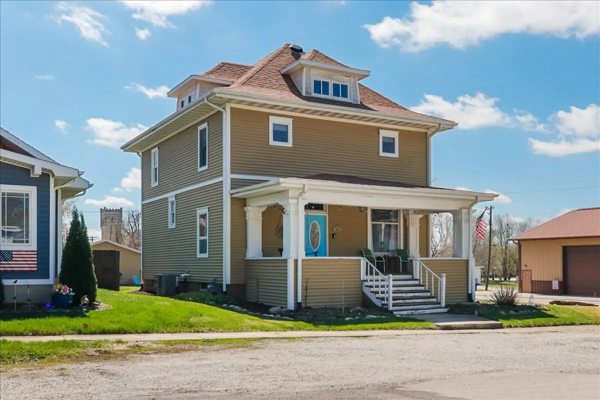 302 E Main Street, Colfax, IL 61728 - #1