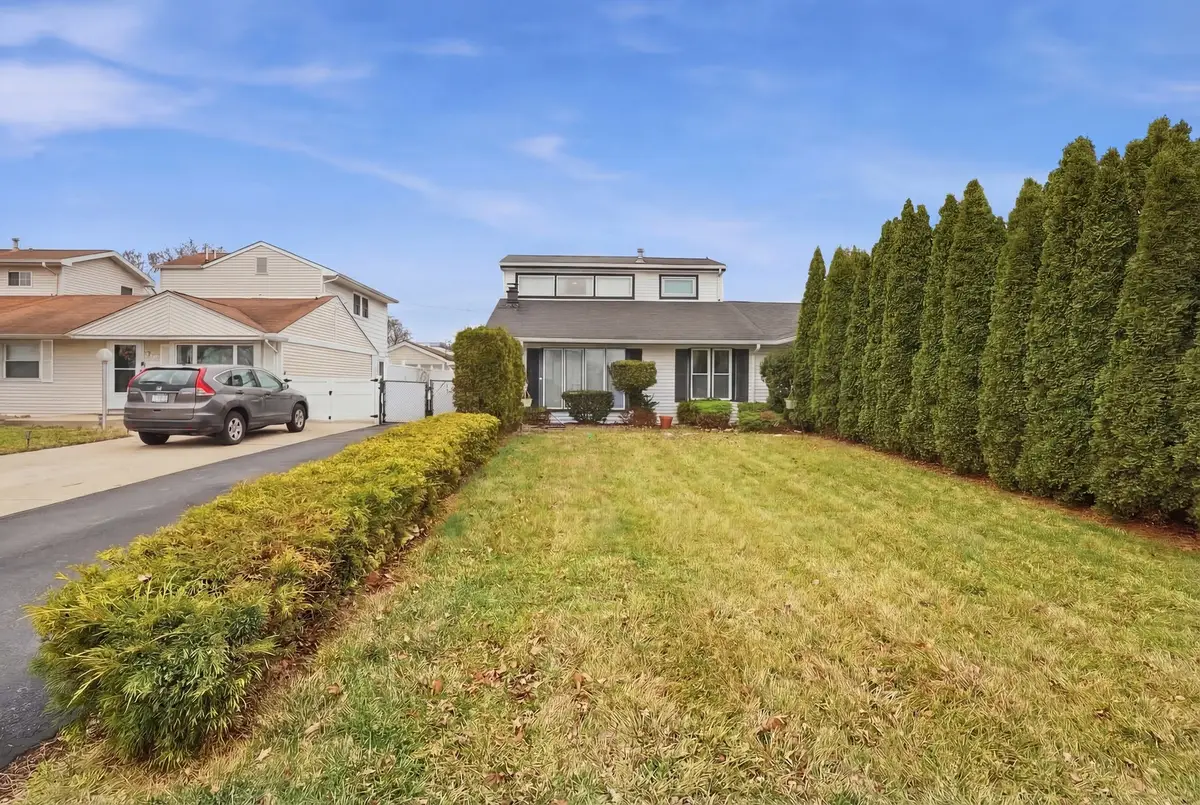 8947 S Komensky Avenue, Hometown, IL 60456 - #1