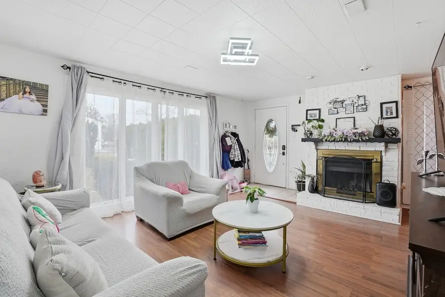 8947 S Komensky Avenue, Hometown, IL 60456 - #3