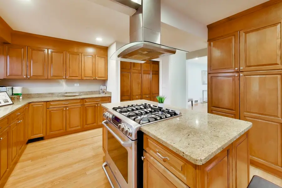 5818 N Overhill Avenue, Chicago, IL 60631 - #3