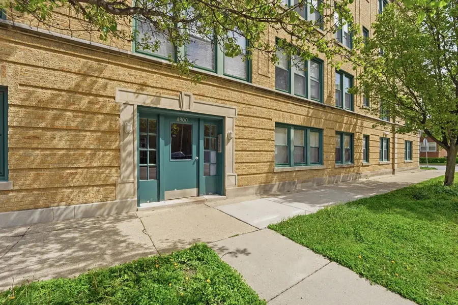 4900 Davis Street #3E, Skokie, IL 60077 - #2