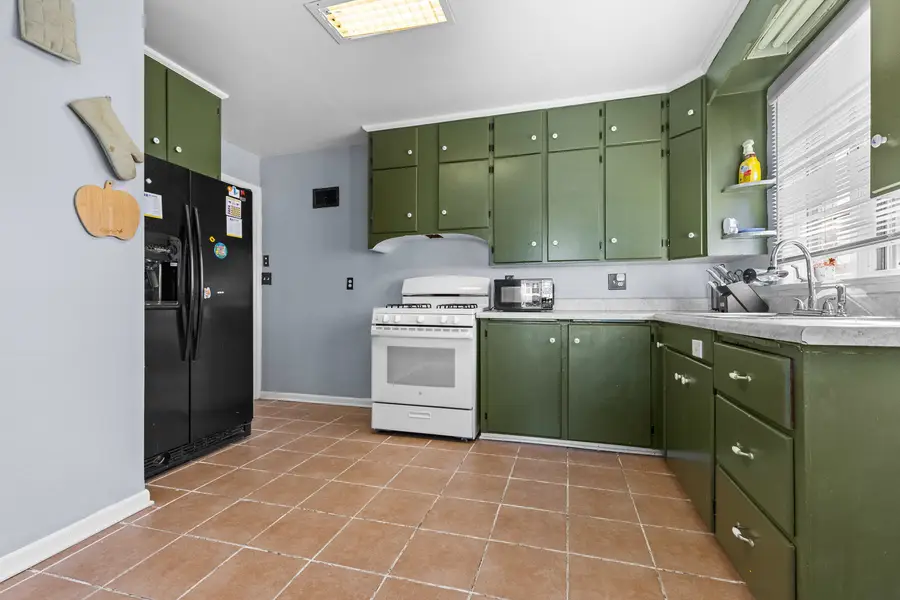 900 Whitney Boulevard, Belvidere, IL 61008 - #3