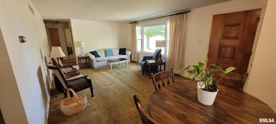 3221 Peach Street, Mount Vernon, IL 62864 - #2