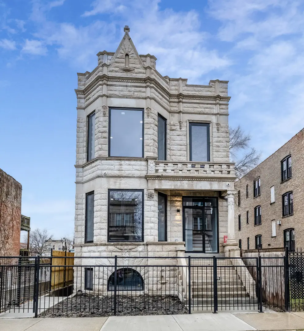 1544 S Sawyer Avenue, Chicago, IL 60623 - #1