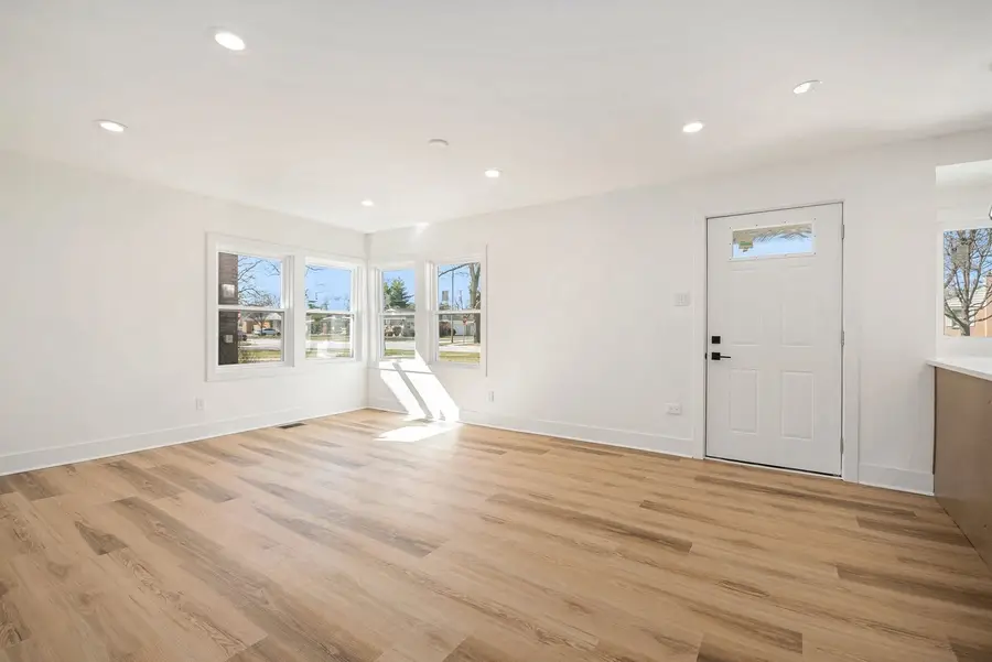 1943 Mayfair Avenue, Westchester, IL 60154 - #3